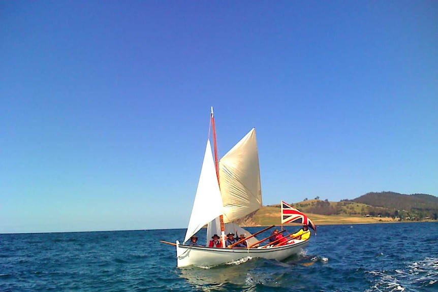 Rowing ferry Admiral under sail