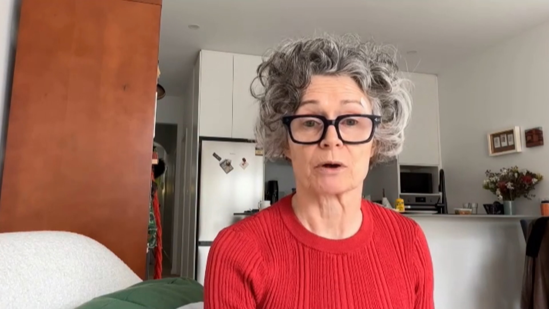 VIDEO: Judith Lucy announces breast cancer diagnosis - ABC News & Headlines – Australian Broadcasting Corporation