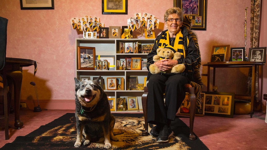 Richmond fan Joan Chapple and her dog Gypsy