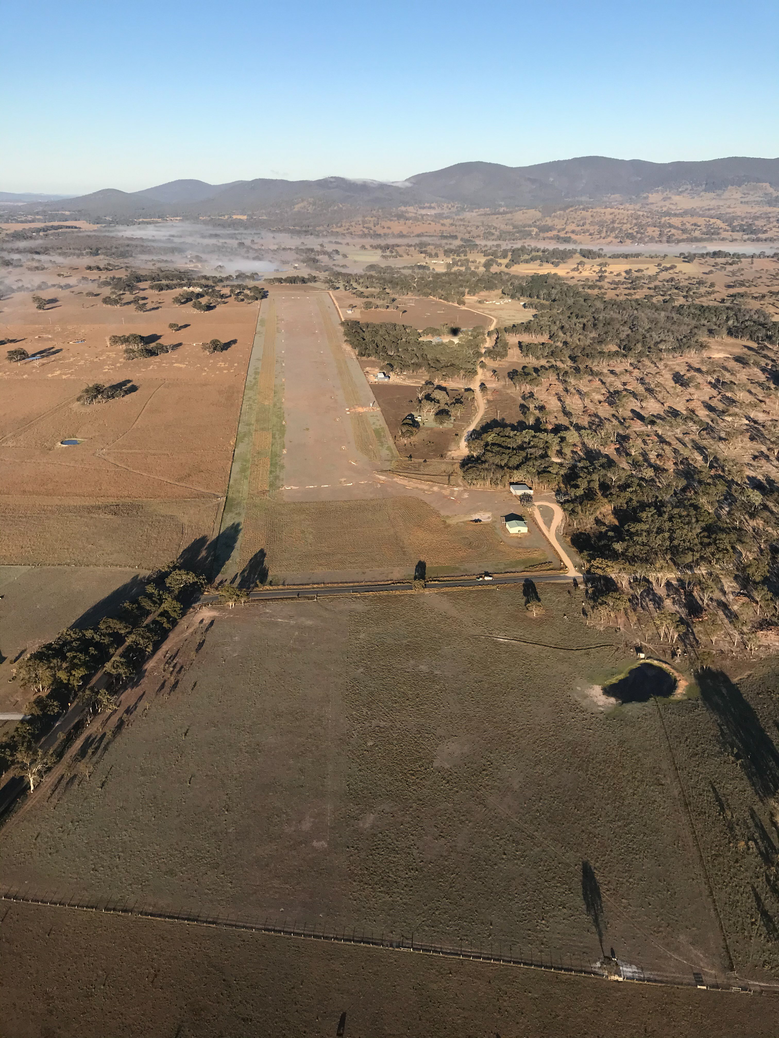 Aviation group challenges Tenterfield Council's decision to sell
