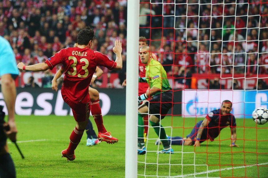 Gomez doubles Bayern's lead