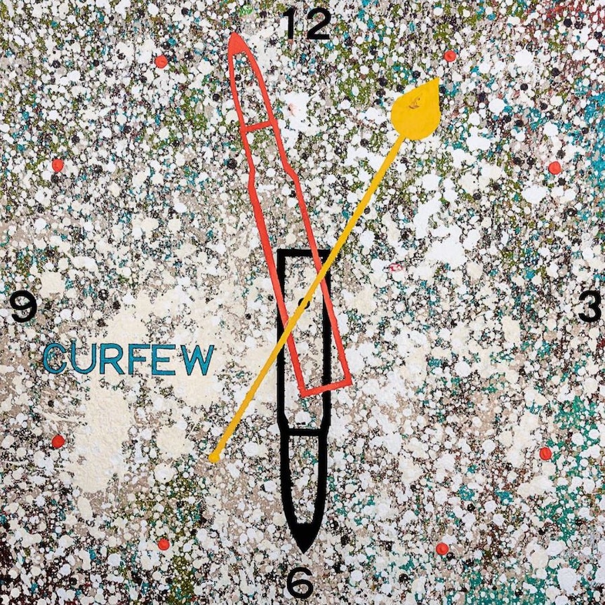A painting of a mottled grey background on which the hands of a clock have been painted in red, yellow and black