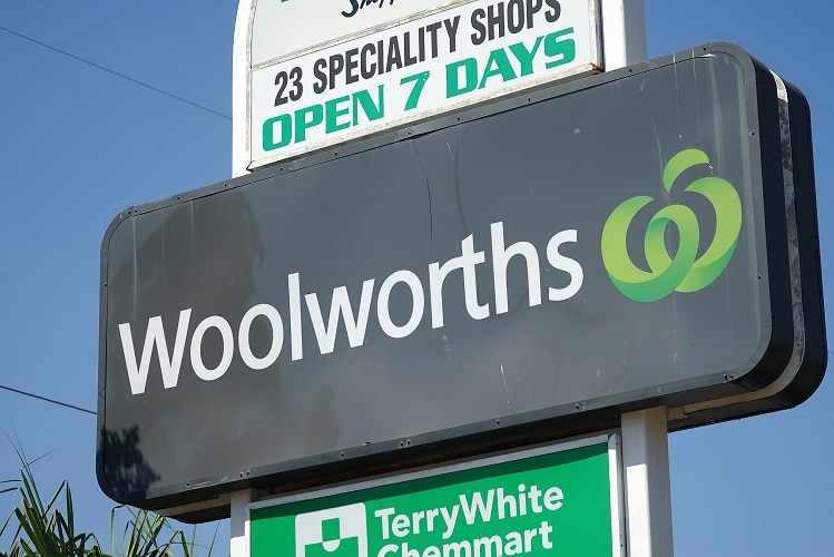 The woolworths sign at Hibiscus Shopping Centre in Leanyer.
