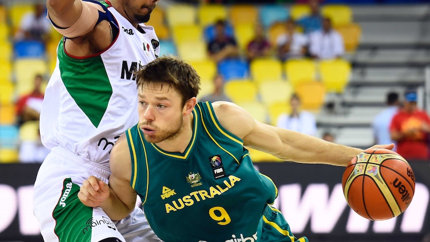 Dellavedova vies with Gutierrez at World Cup