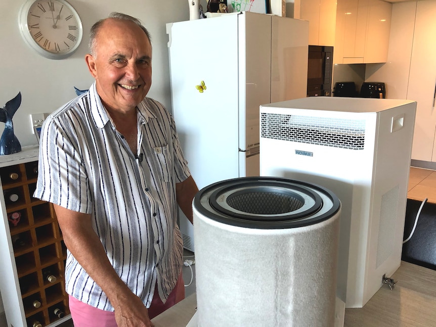 Queensland man Peter Lytwyn with his HEPA air filter