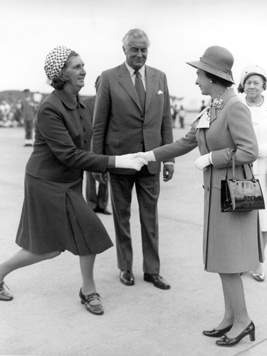 PM's wife meets Queen Elizabeth