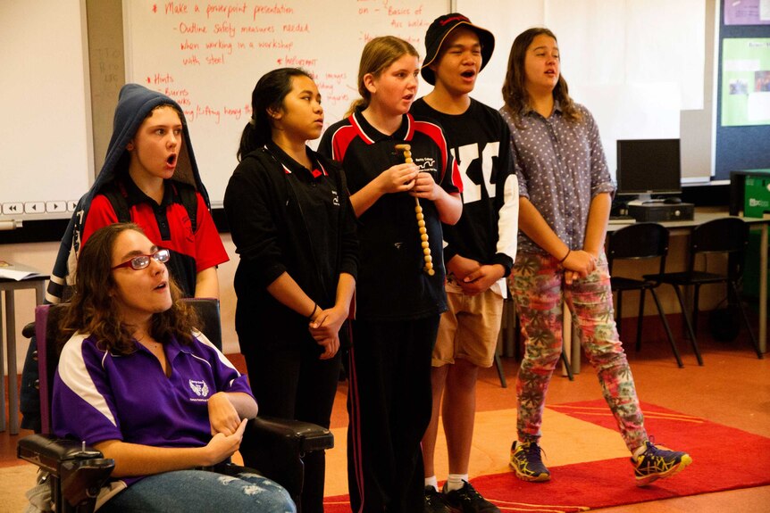 Tennant Creek kids sing opera