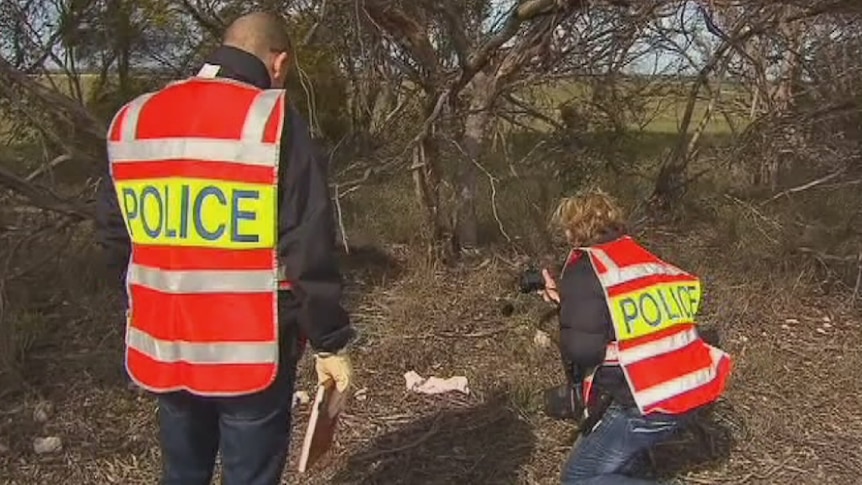 Police find material during search near Wynarka