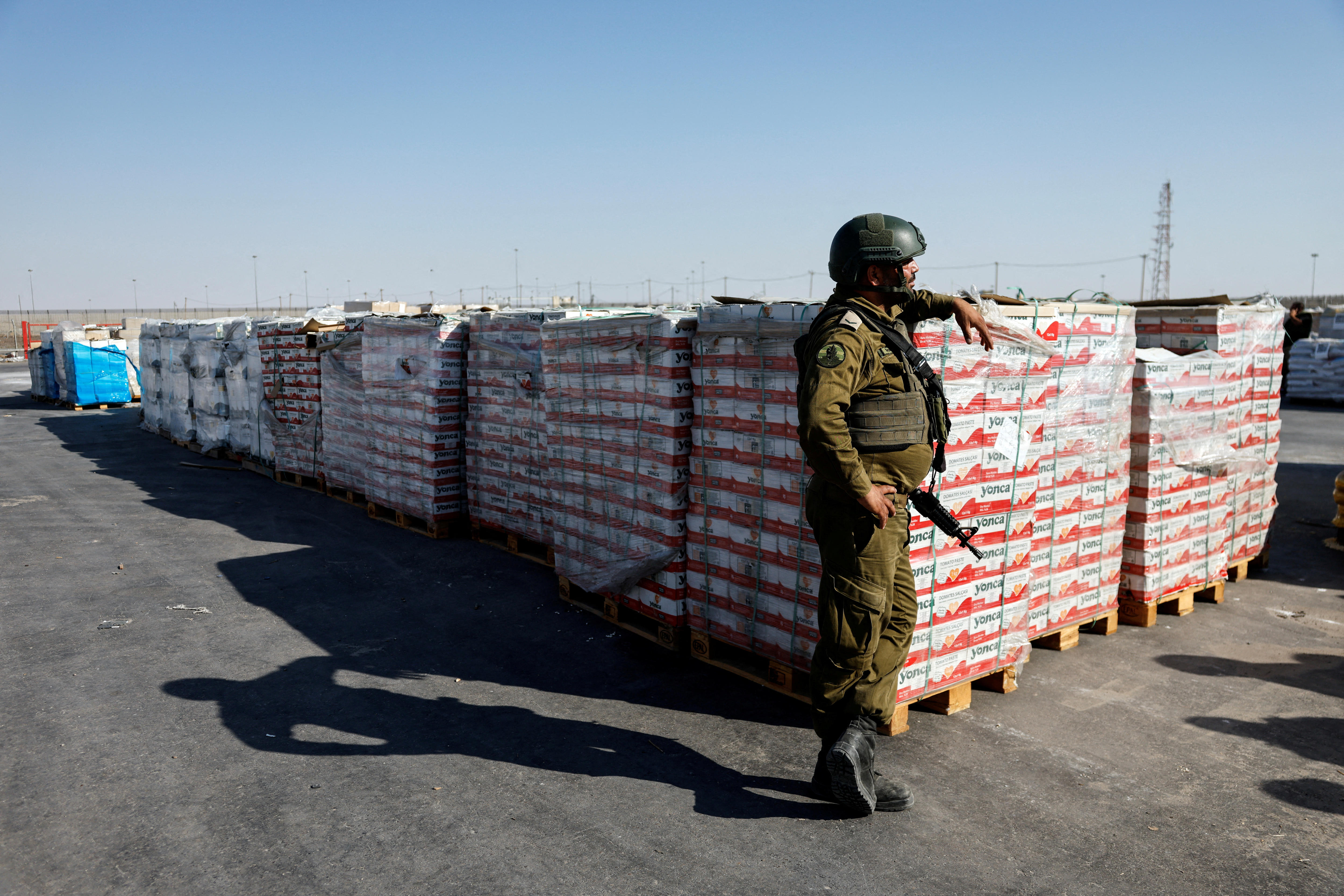 Israel resumes aid drops to Gaza amid hunger crisis - ABC News