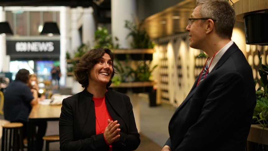 Photo of Dr Julia Powles and Professor Frank Pasquale in conversation