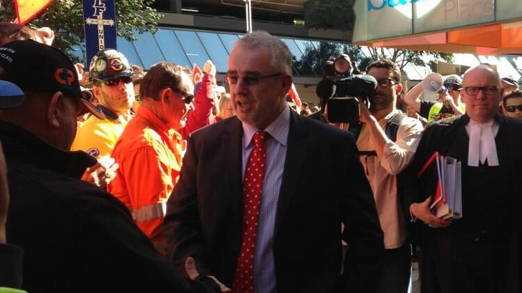 Unionist Bob Carnegie outside the Federal Court in Brisbane