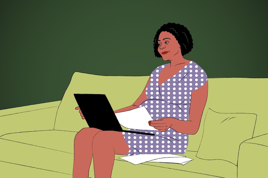 An illustration of a pregnant woman sitting on a couch, sorting through her finances on her laptop.