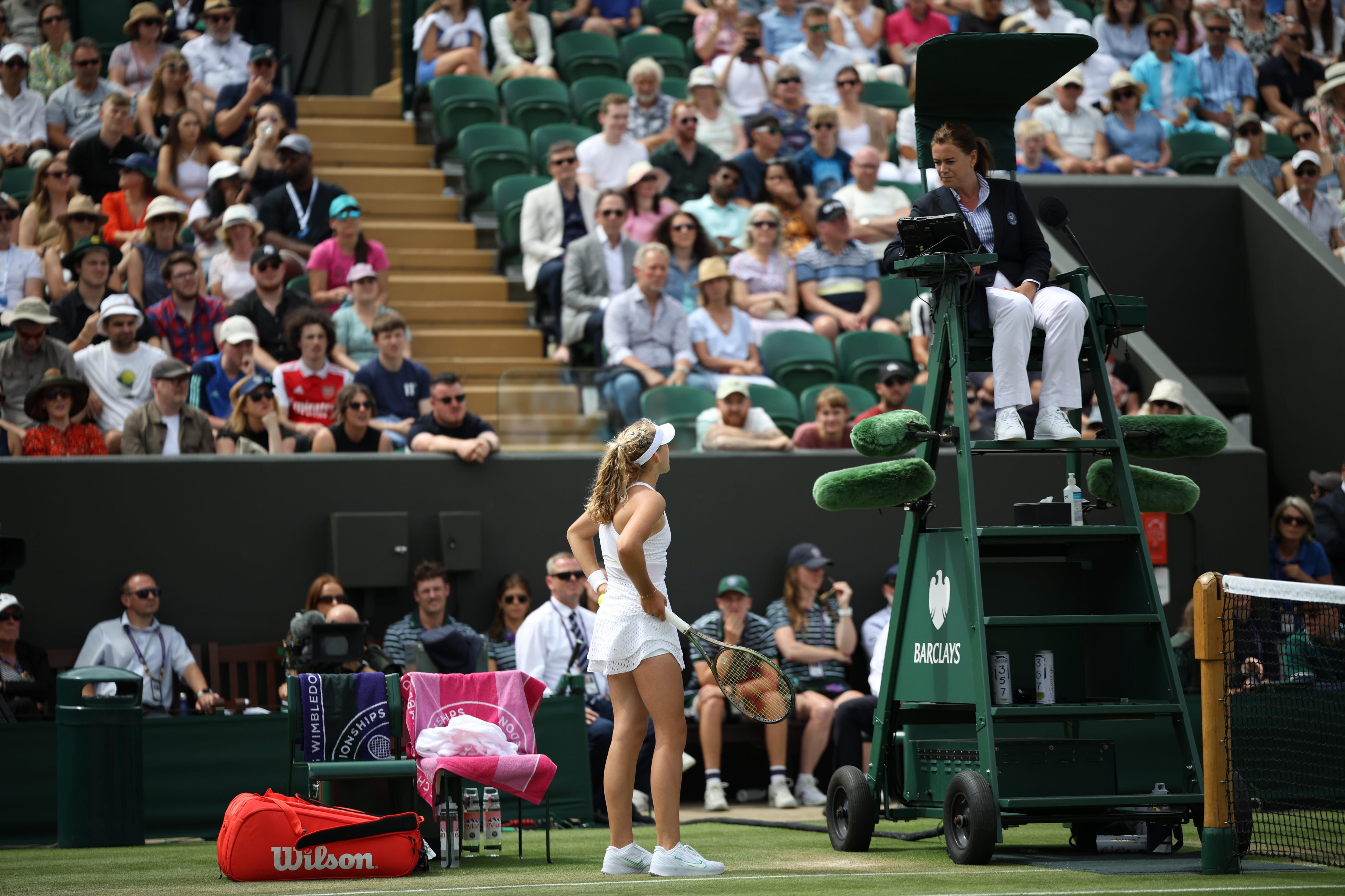 Russian Teenager Mirra Andreeva Lets Wimbledon Umpire Have It As ...