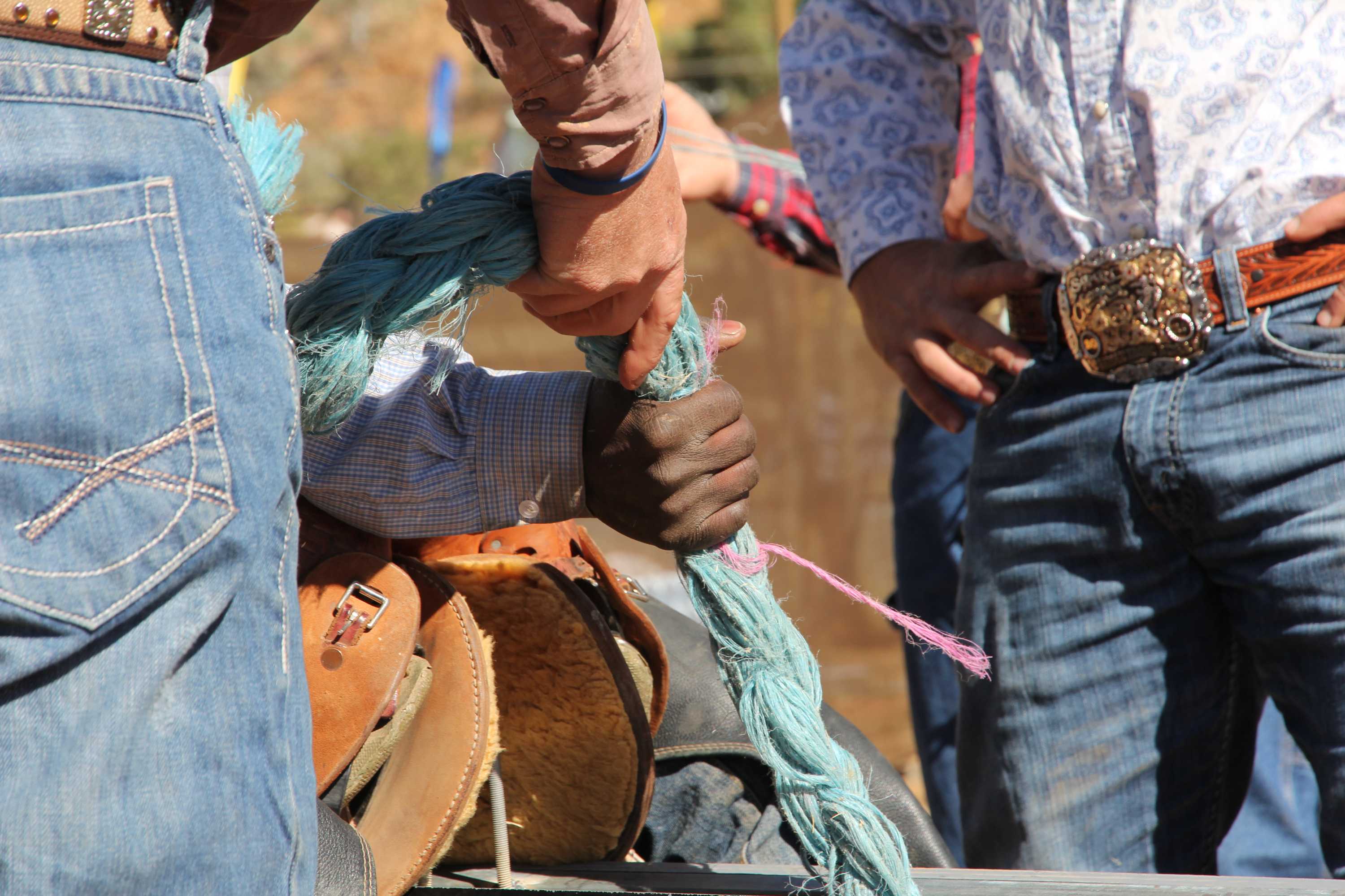 Young wannabe cowboys learn from the best at Mount Isa Rodeo School ...