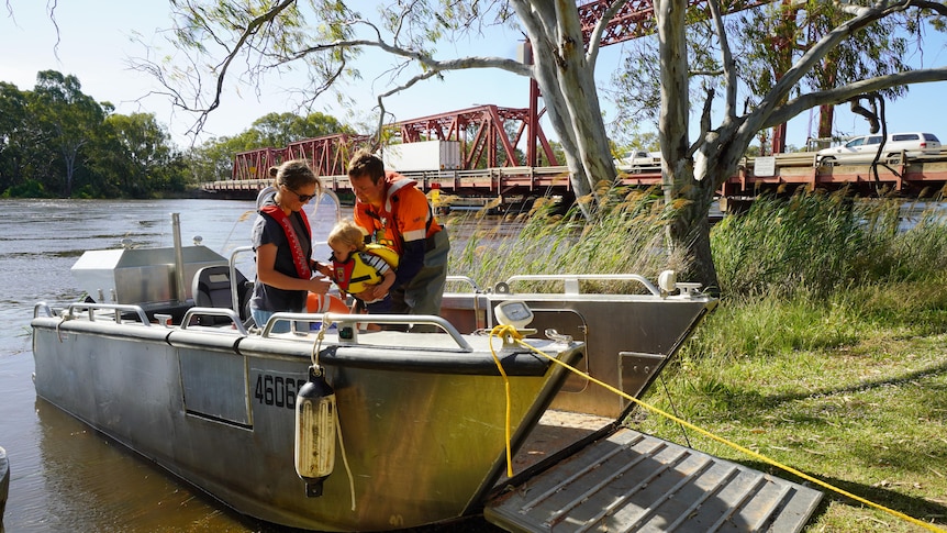 Les inondations de Riverland bouleversent des vies avant même que le pic de la rivière Murray n’arrive