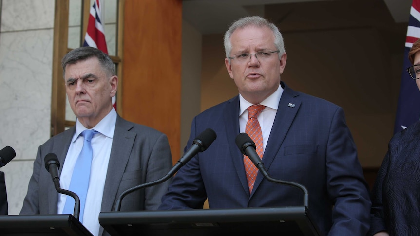 Prime Minister Scott Morrison and Brendan Murphy at a press conference.