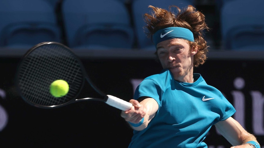 La star du tennis russe Andrey Rublev critiquée pour son comportement « inacceptable » à Roland-Garros