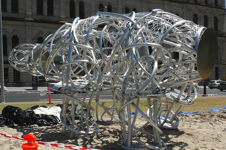 'Knot-a-saurus' dinosaur statue from the 2014 Brisbane G20 summit.