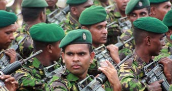 Sri Lankan soldiers before opening of CHOGM