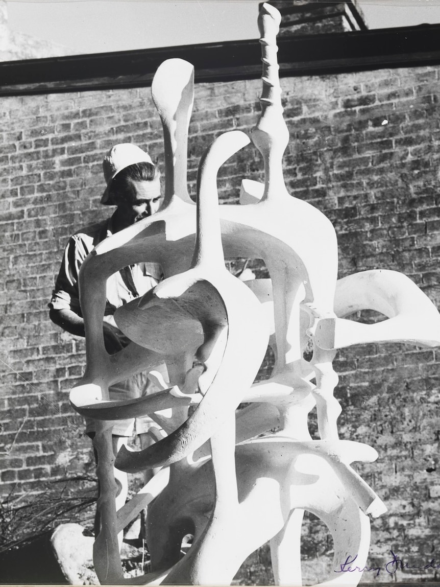 Lyndon Dadswell, with his sculpture Native, c 1950, gelatin silver photograph by Kerry Dundas.