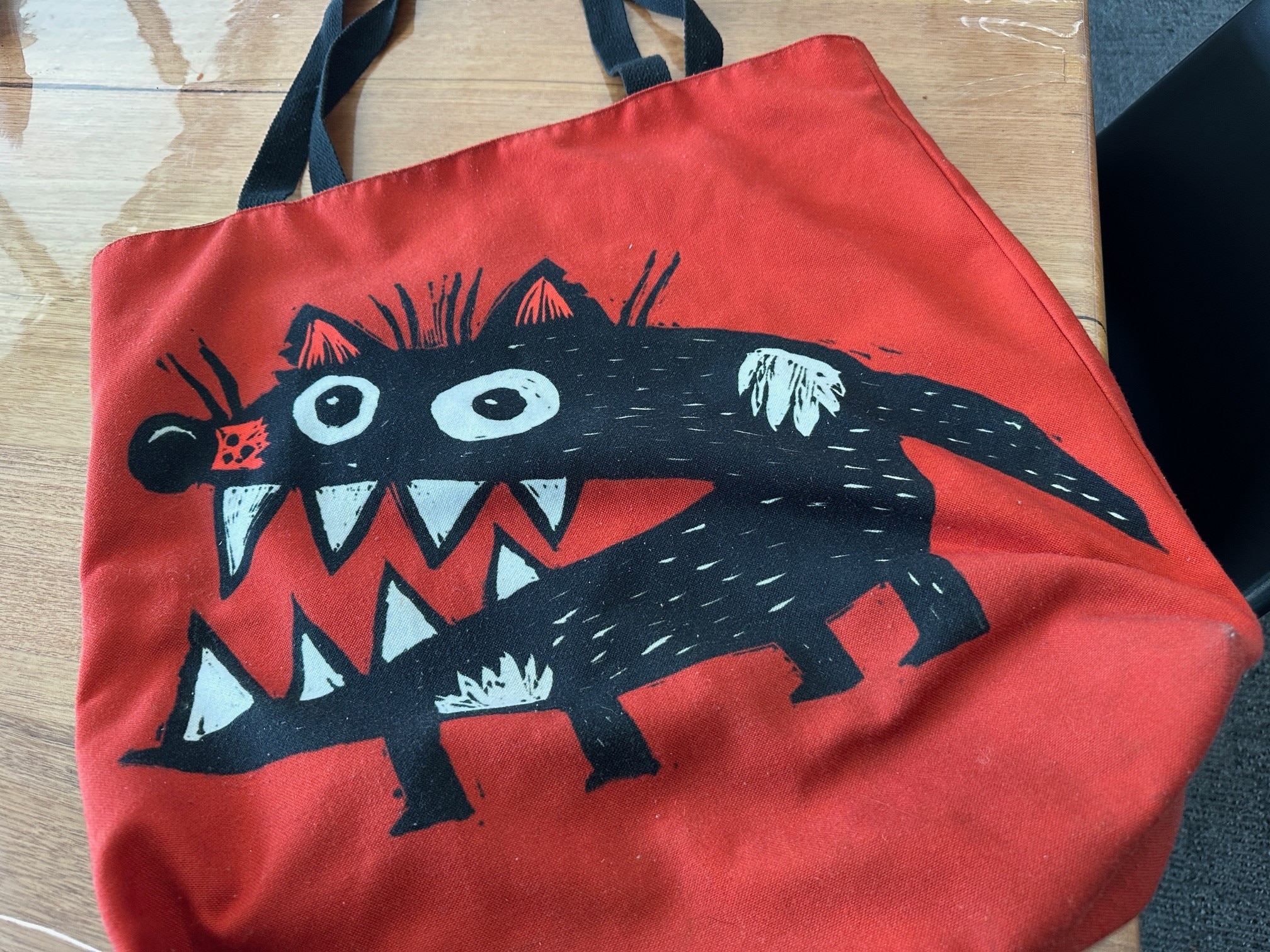 Bolsa tote del diablo de Tasmania de Jon Kudelka