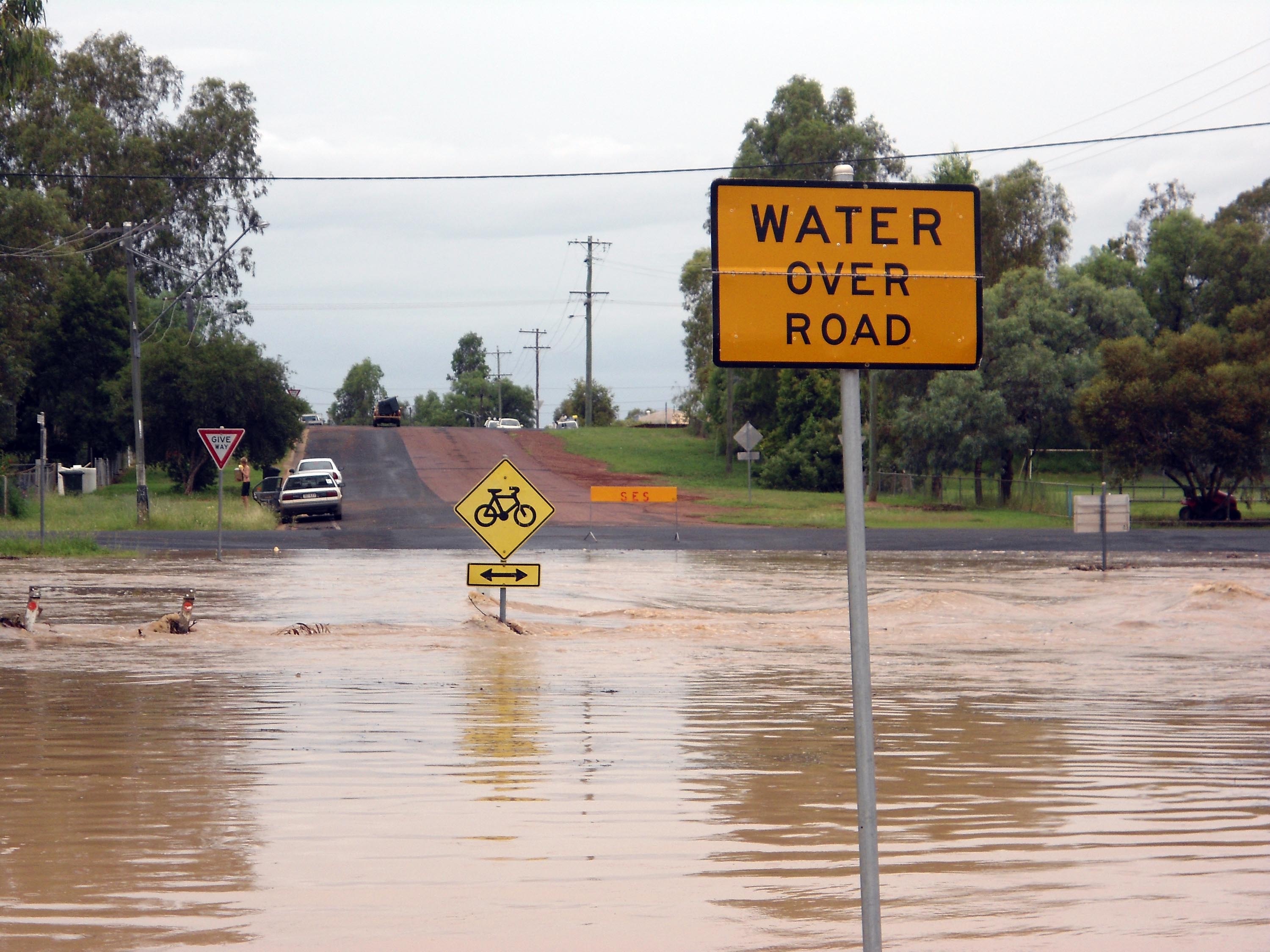 Charleville flood threat over for now ABC News