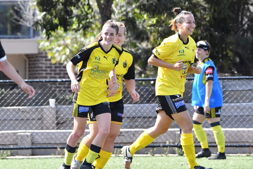 Players from Heidelberg United FC