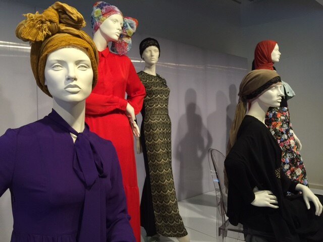 Modesty meets modern fashion in Muslim clothing exhibition on display ...