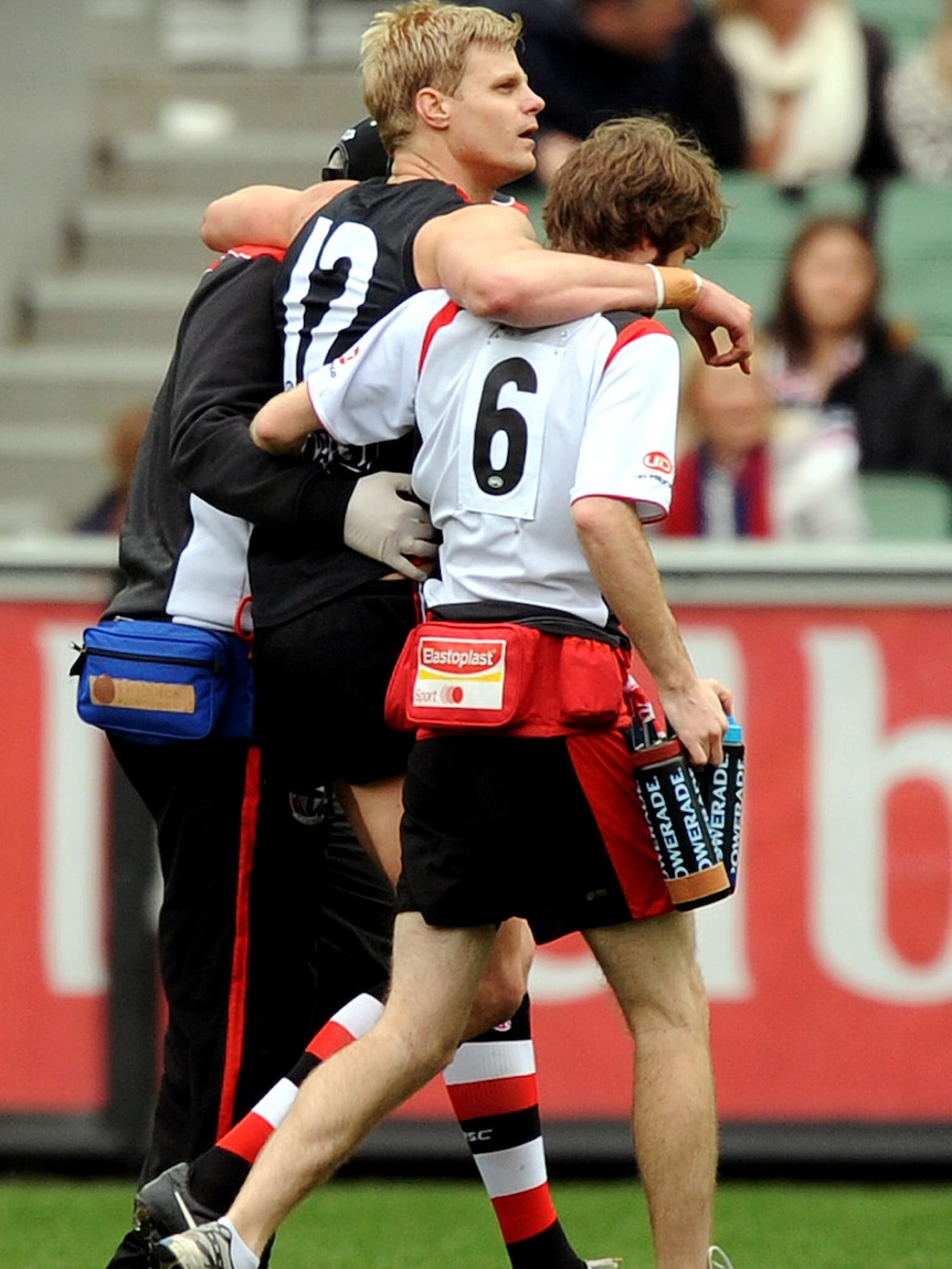 Riewoldt limps from the field