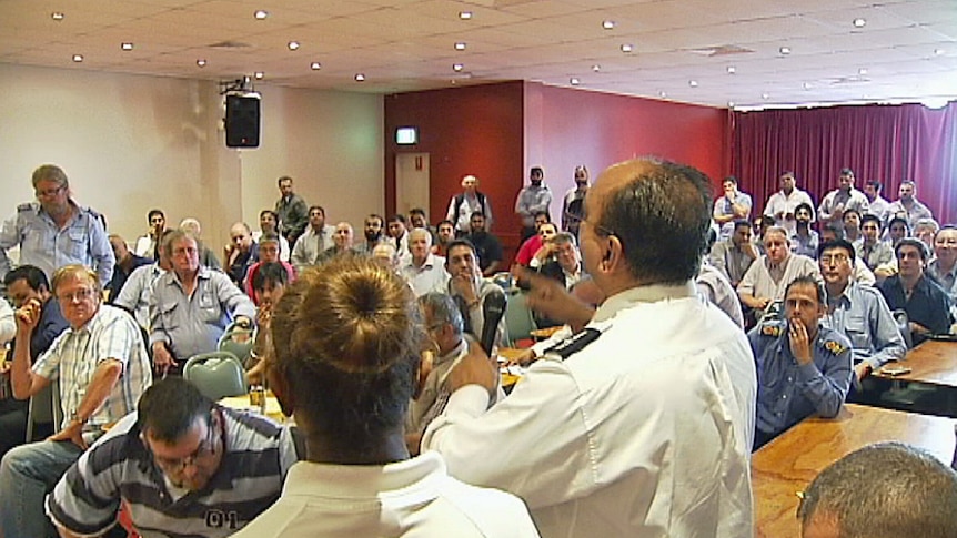 Taxi drivers hold a meeting in Sydney