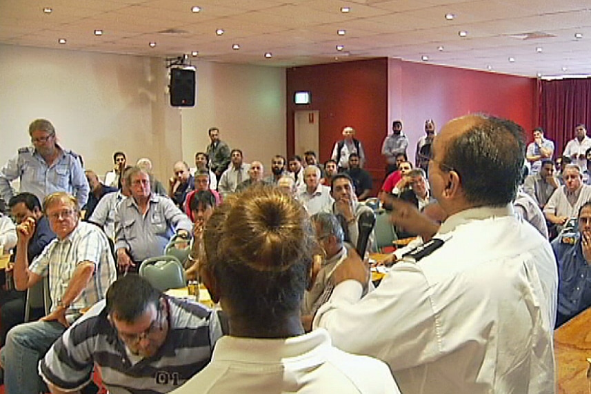 Taxi drivers hold a meeting in Sydney