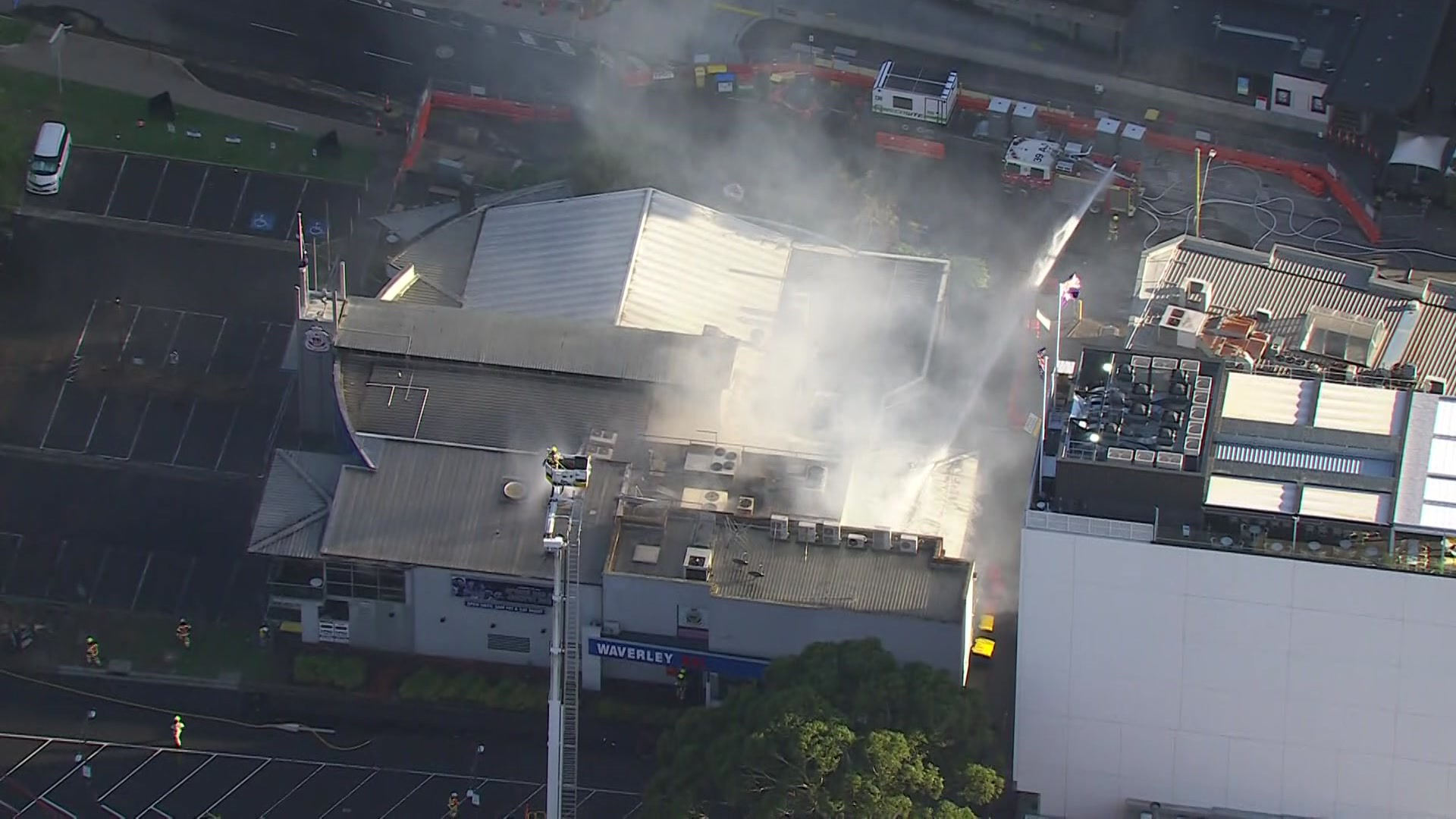 Fire crews attend second RSL fire in Melbourne in three days