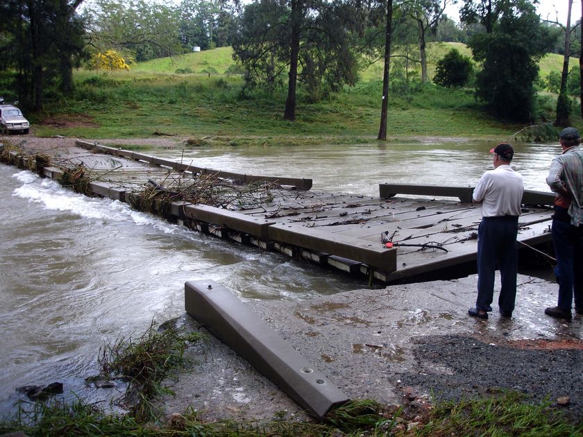 A flood watch issued for river valleys along the Mid North Coast - ABC News