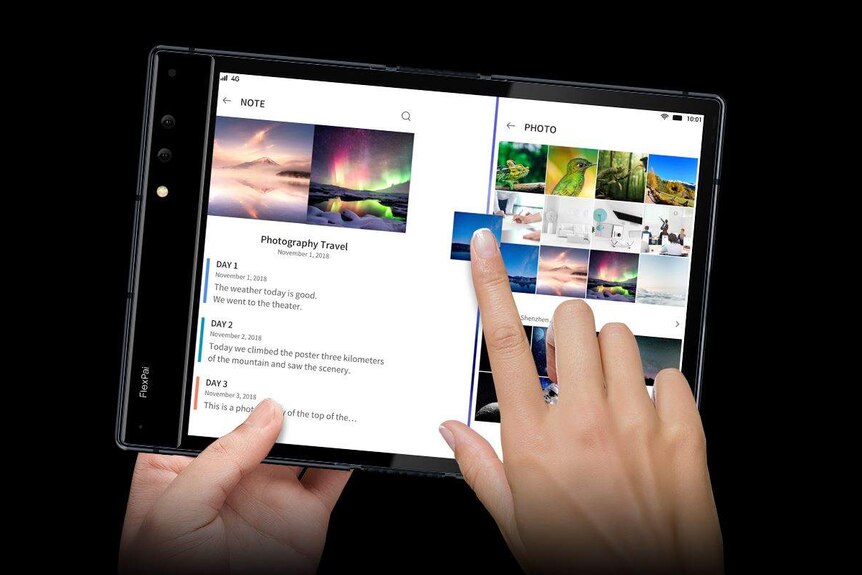 The FlexPai foldable phone showing a big book-like screen