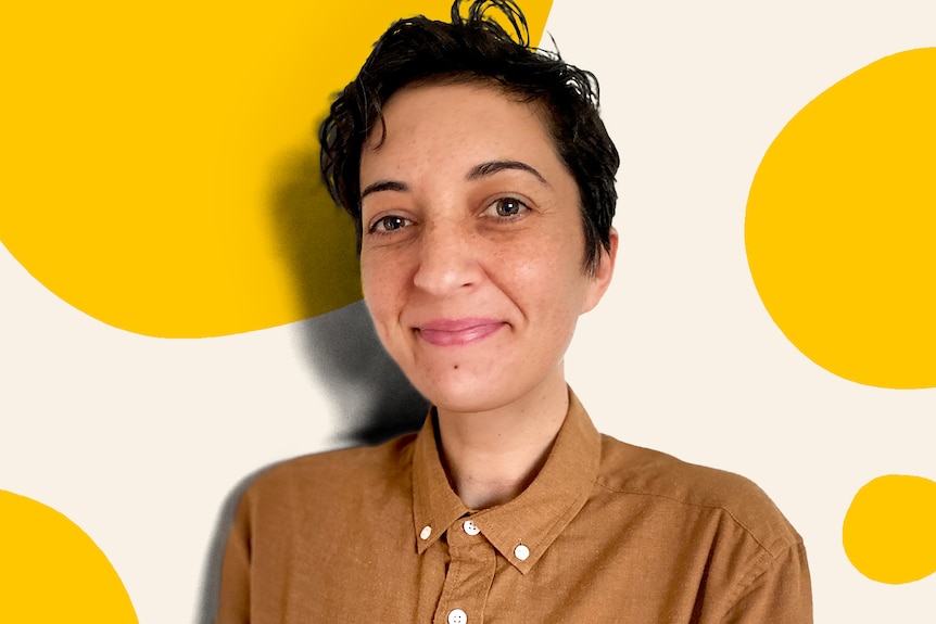 A portrait photo of Kirra Thomas, against a yellow background with large yellow circles.