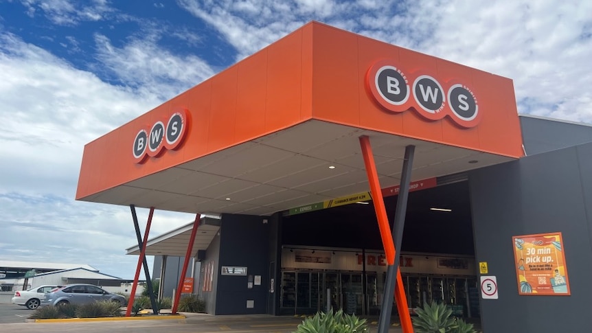 A brightly coloured BWS bottle shop.