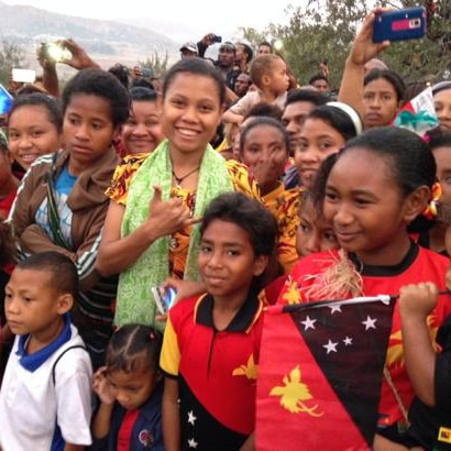 Crowds celebrate PNG's independence