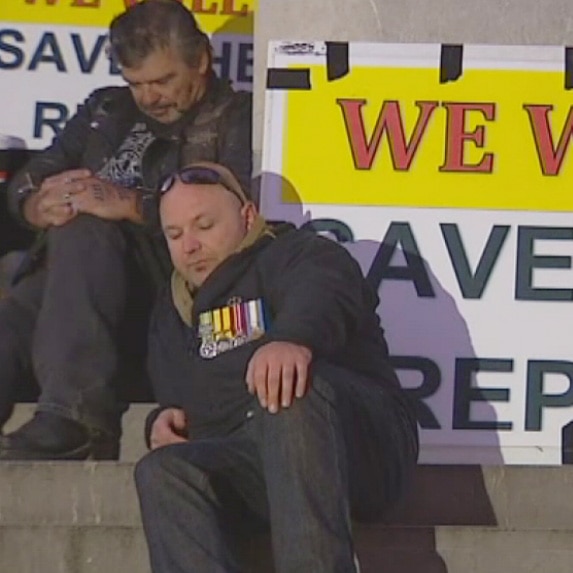 Veterans camping outside State Parliament