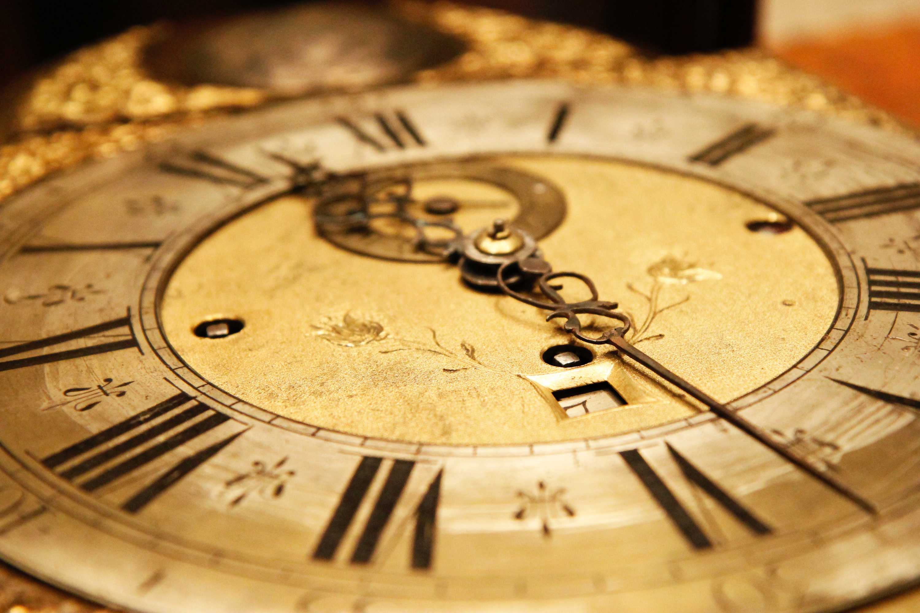 Time - the physics that makes the universe tick?