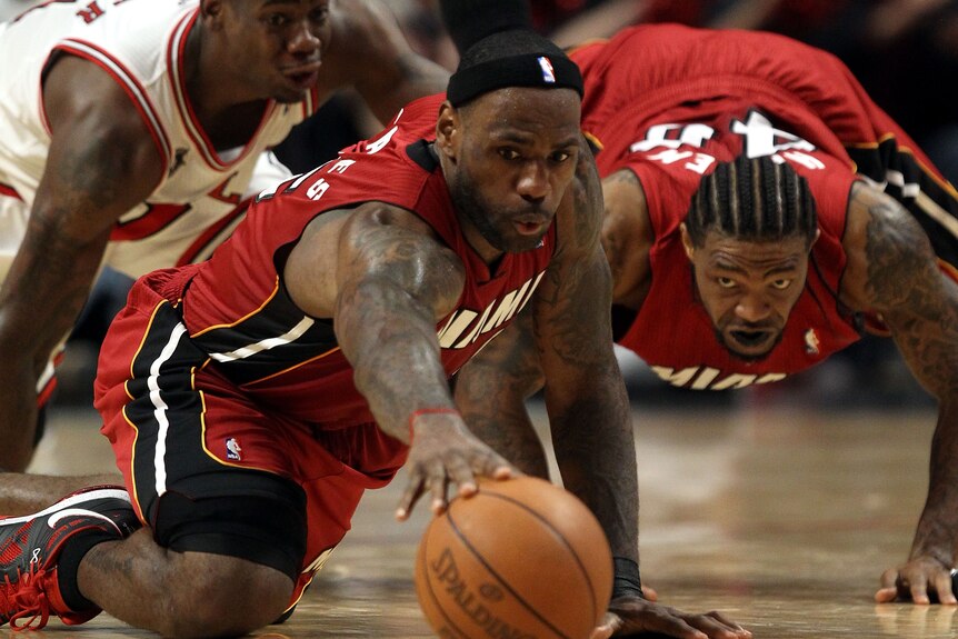 LeBron scrambles for the ball against Chicago