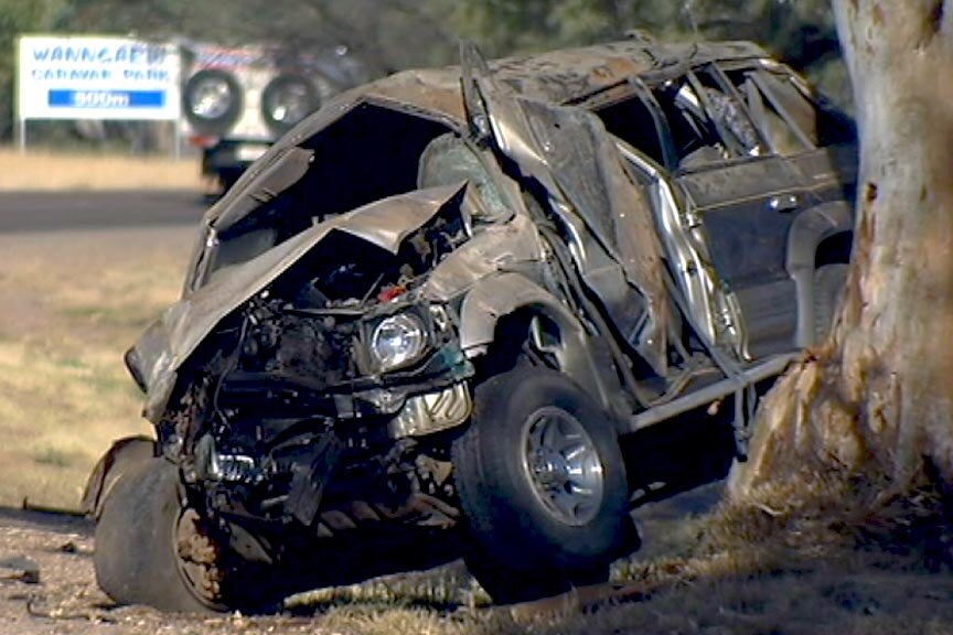 Man may be charged over death of wife in Alice Springs crash; Speed and alcohol a factor, police