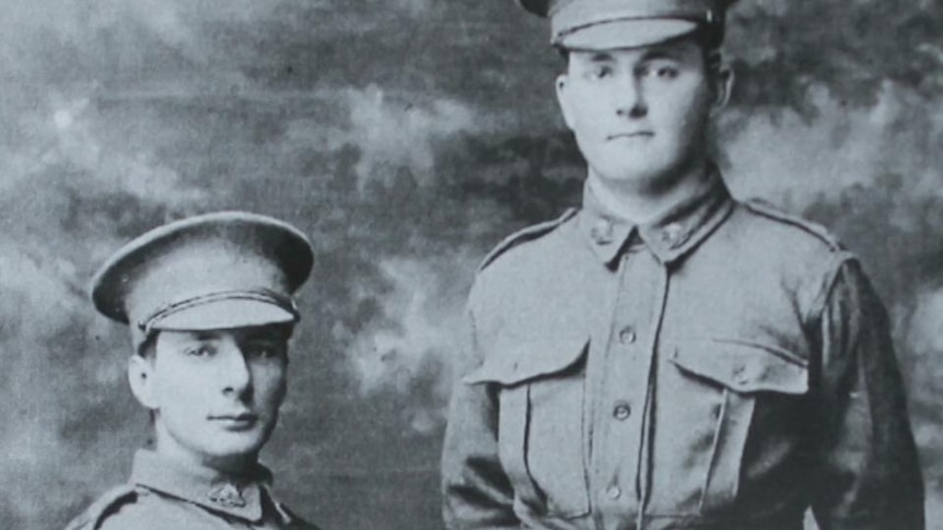 Portrait photo of two soldiesr on in uniform