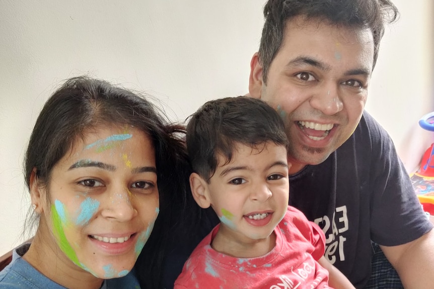 Jitin Wig with his wife and son