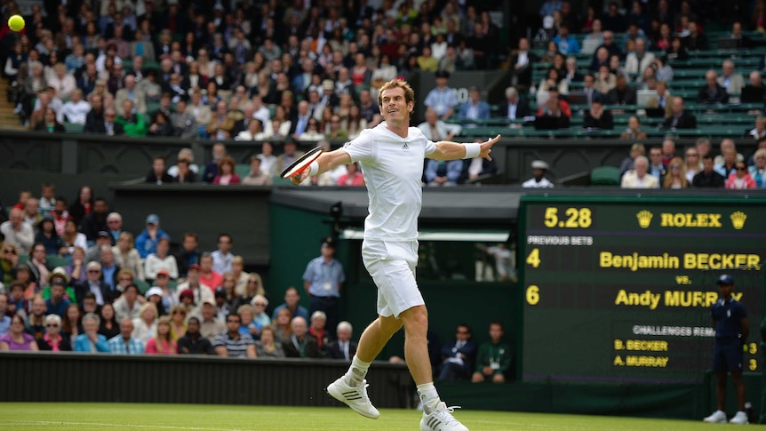 Murray cruises in first round