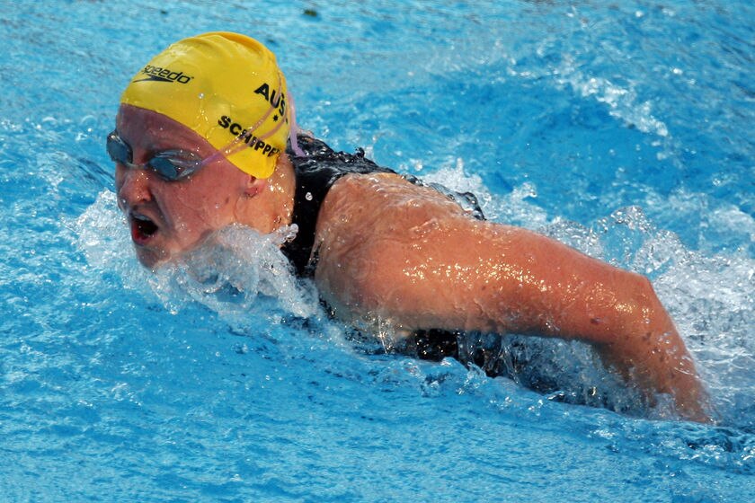 Schipper, Sprenger set WRs in Rome - ABC News