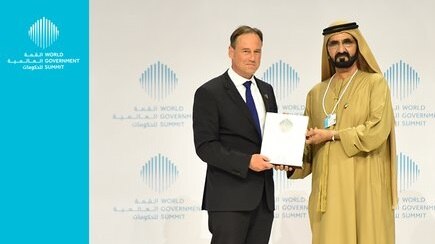 Greg Hunt receives a Best Minister in the World award