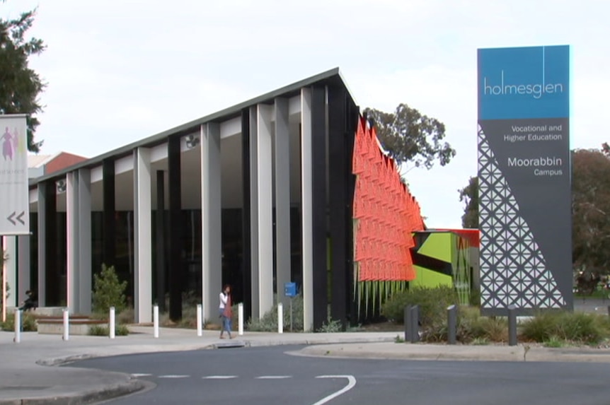 The outside of the entrance to Holmesglen Institute's Moorabbin campus.