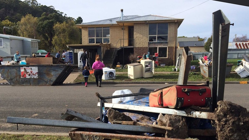Houses being emptied in Latrobe's worst flood-hit areas June 12 2016