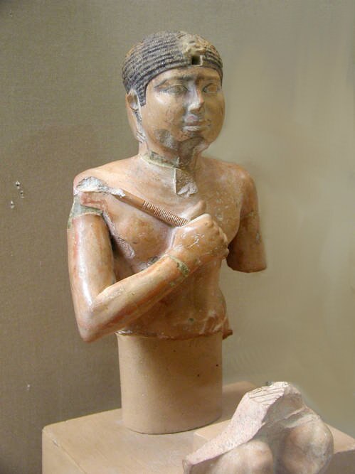 A statue of Pharaoh Neferefre
