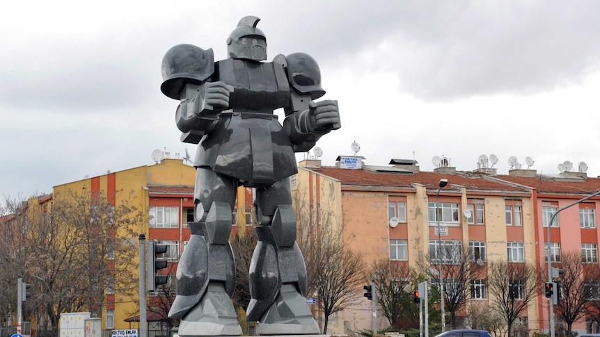 The Transformers-esque statue in Ankara